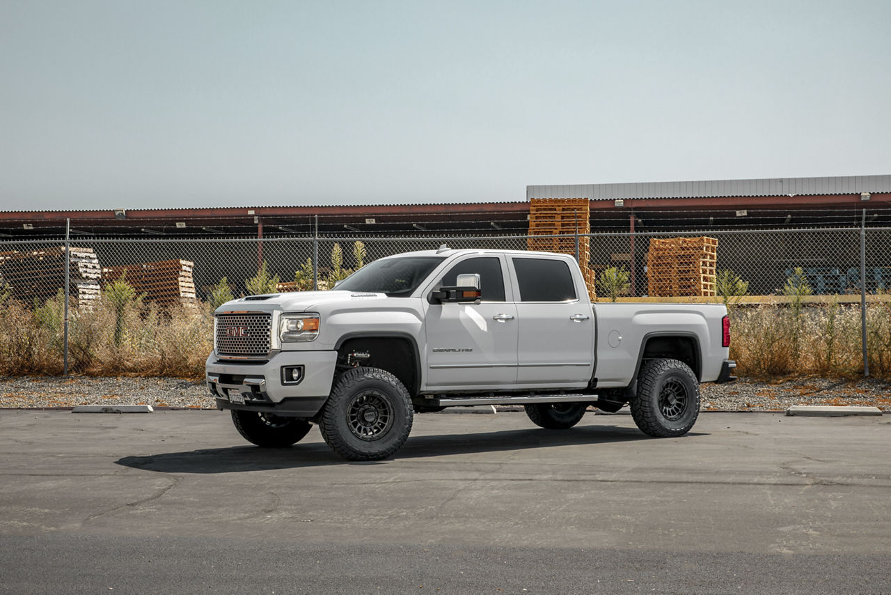 2020 GMC 2500 Denali KMC IMPACT Black Wheel Pros